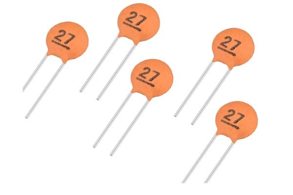 Tụ gốm là một trong các loại tụ điện có điện tích cao