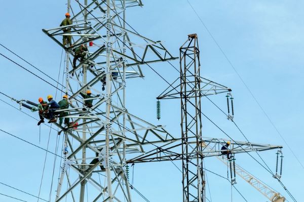 Hệ thống điện được phân loại dựa trên nhiều tiêu chí khác nhau