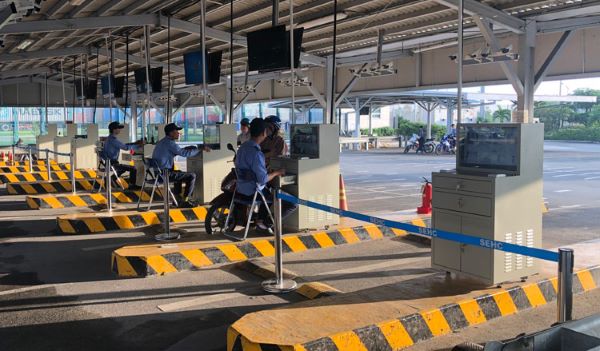 Hệ thống kiểm soát cửa vào ra sự dụng nhiều công nghệ nên tảng